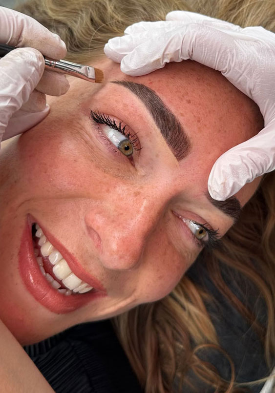 SPMU Powder Brows behandeling